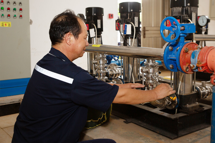 工程人員工作剪影